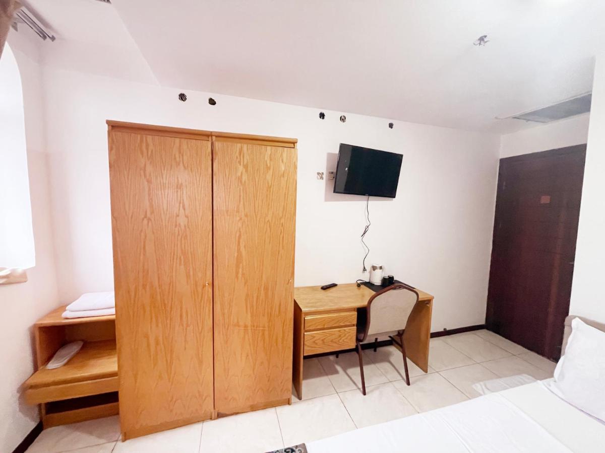 White Horse Hotel 바쿠 외부 사진